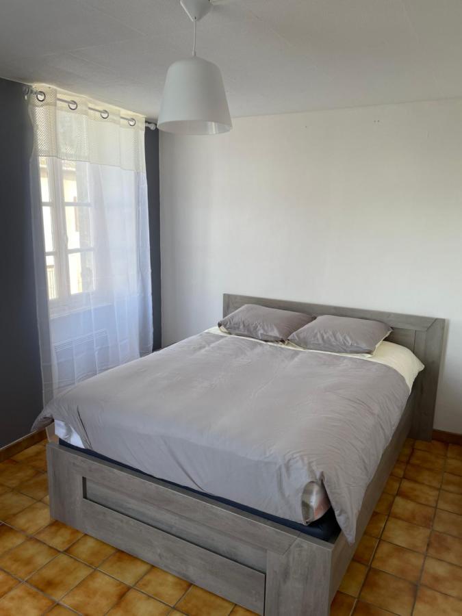 Charmant T2 Au 1Er Dans Residence Avec Parc Arbore Saint-Pierre-le-Moûtier Exterior foto