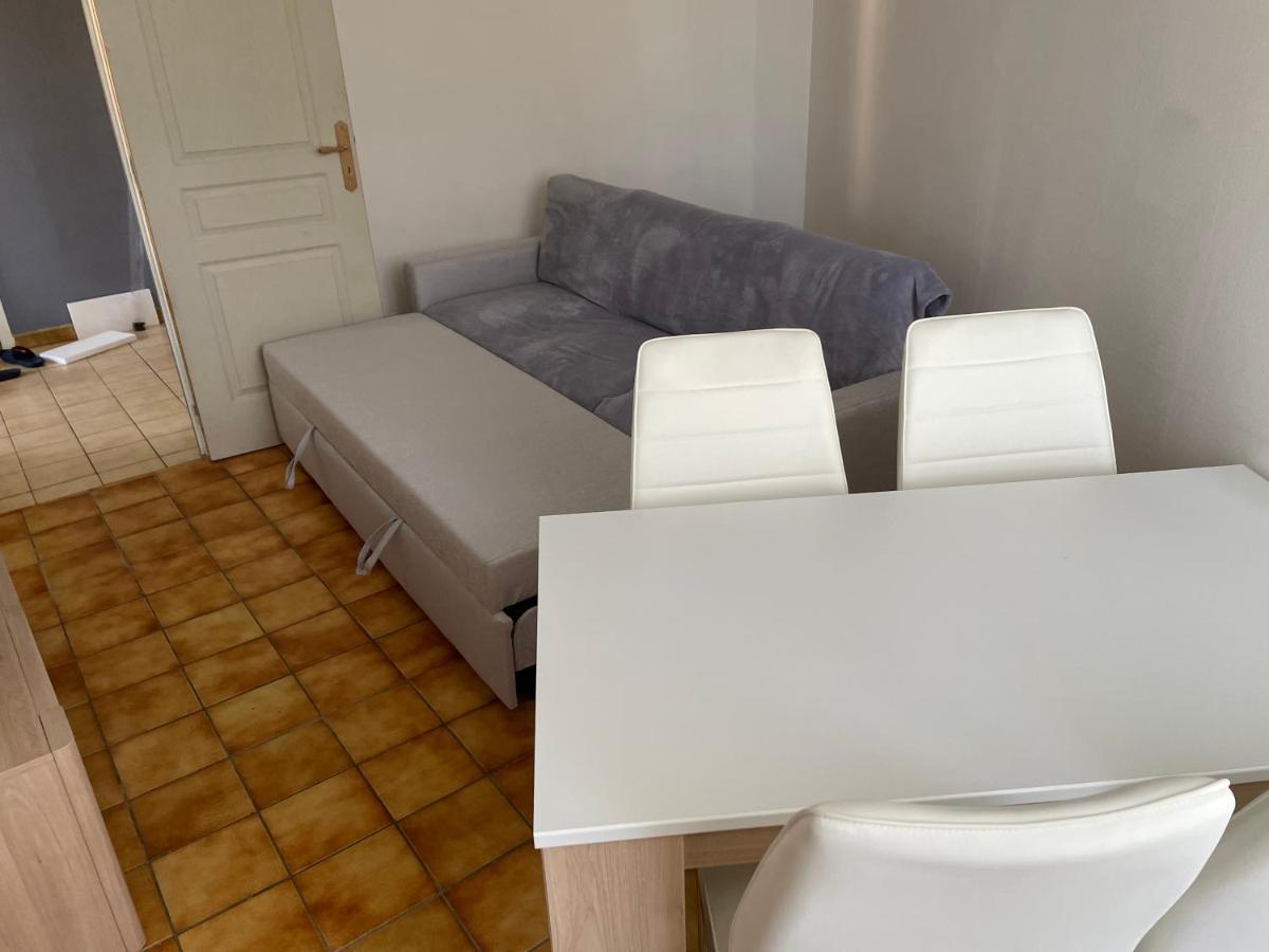 Charmant T2 Au 1Er Dans Residence Avec Parc Arbore Saint-Pierre-le-Moûtier Exterior foto